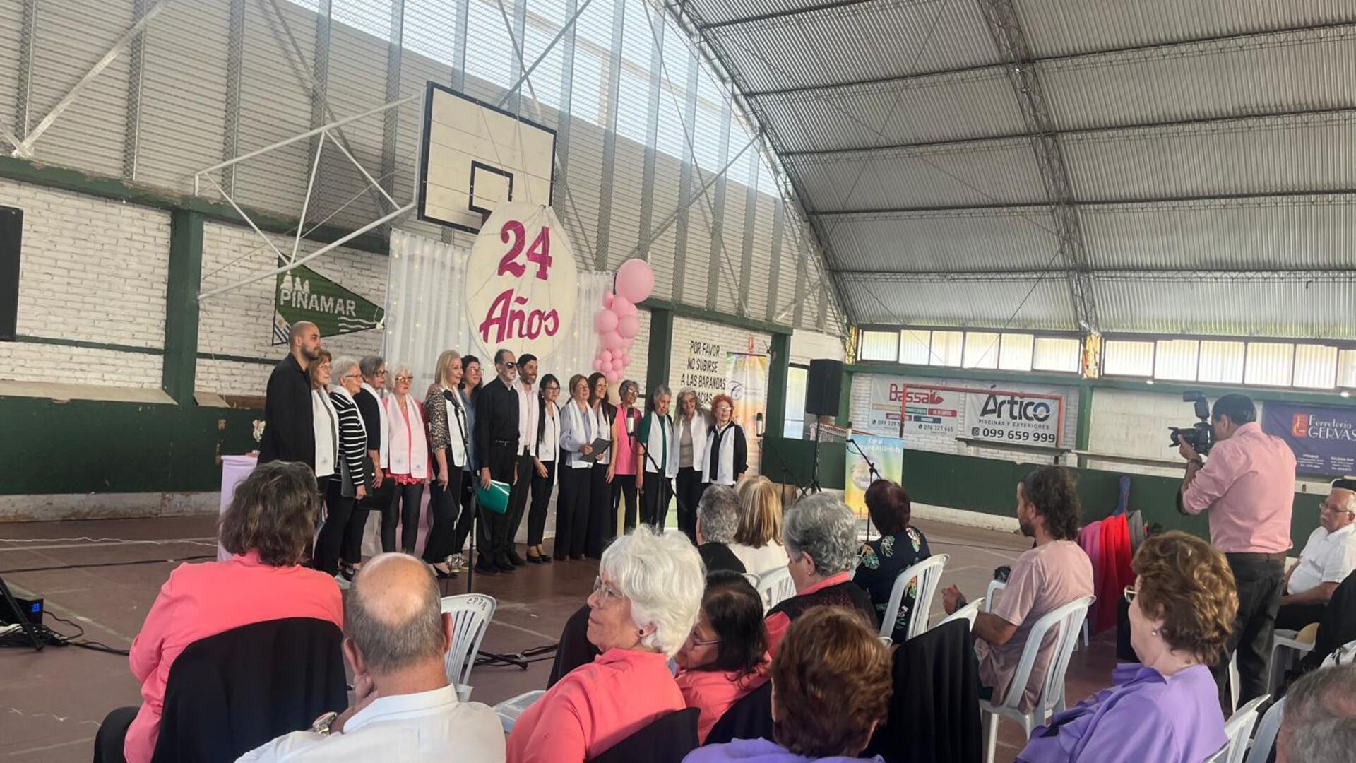 Encuentro de Coros : Coro Hospital de Clínicas presente